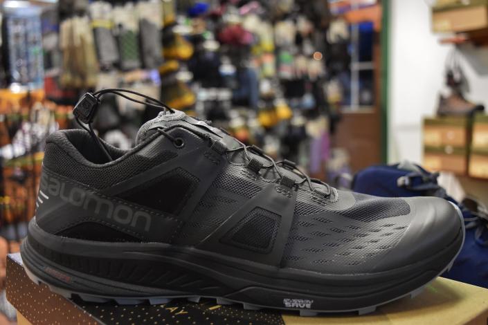 Black Salomon shoe